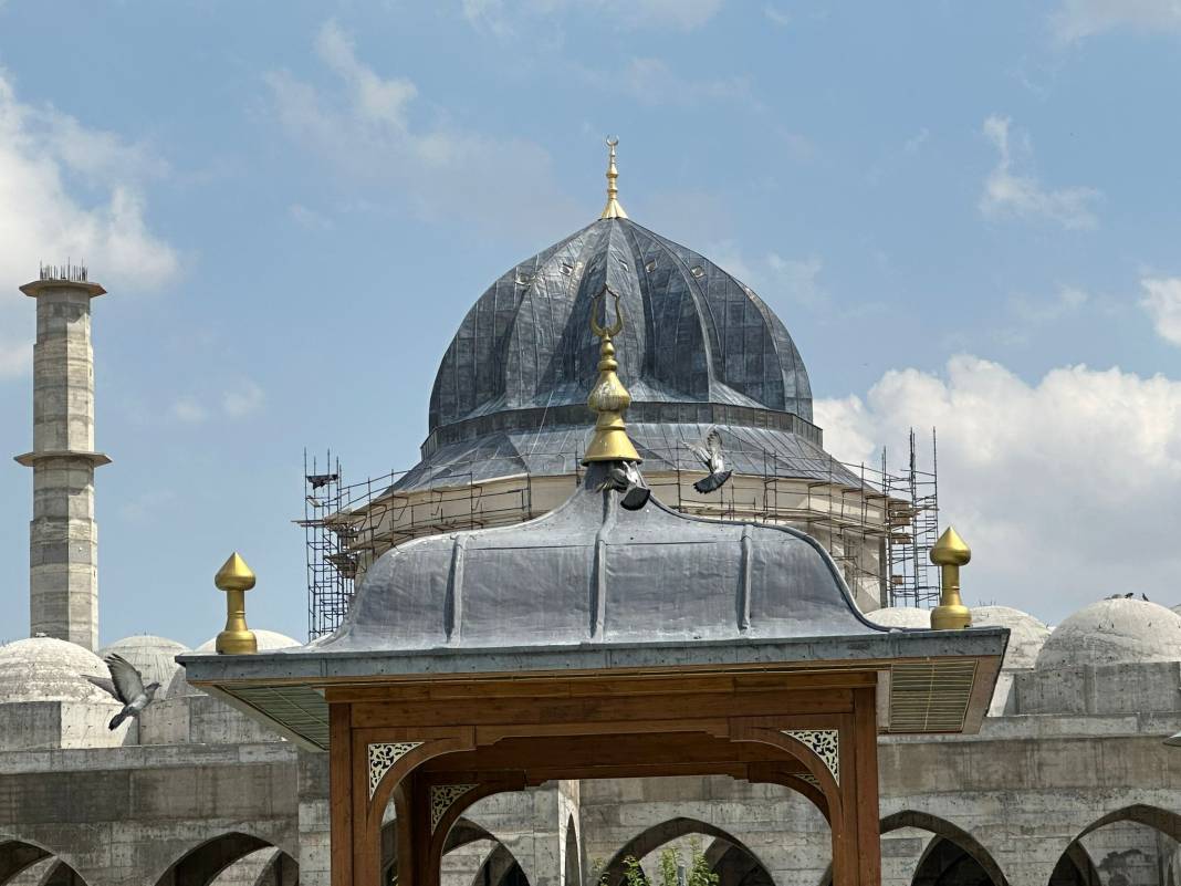 Türkiye’nin en büyükleri arasında! Konya’daki bu cami alemle taçlandı 6